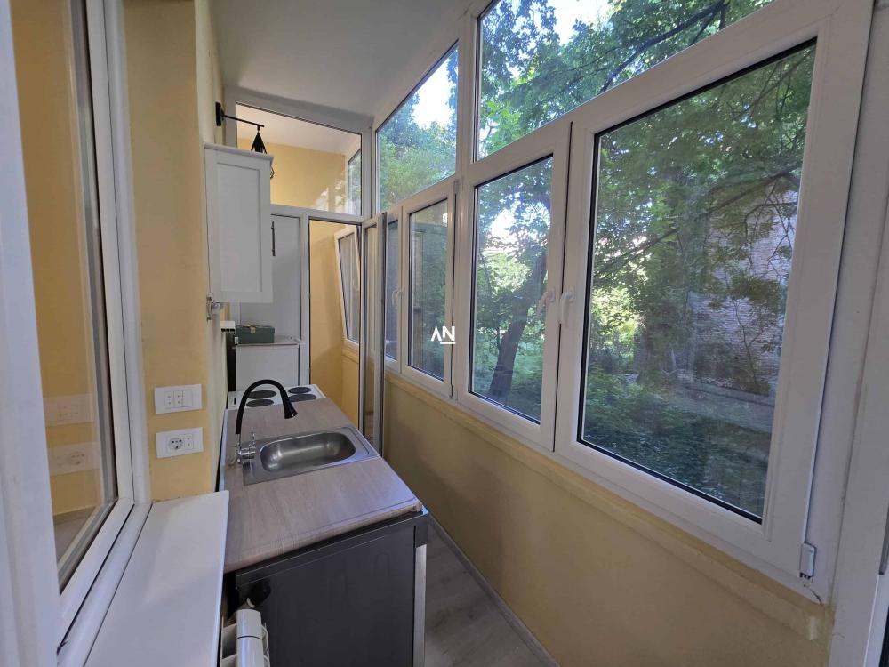 Slika 10 - Cetinjska, Četvorosoban stan na prodaju, 65m2, 315.000€