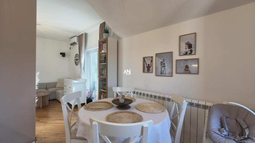 Slika 3 - Sremskih boraca, Četvorosoban stan na prodaju, 77m2, 238.850€