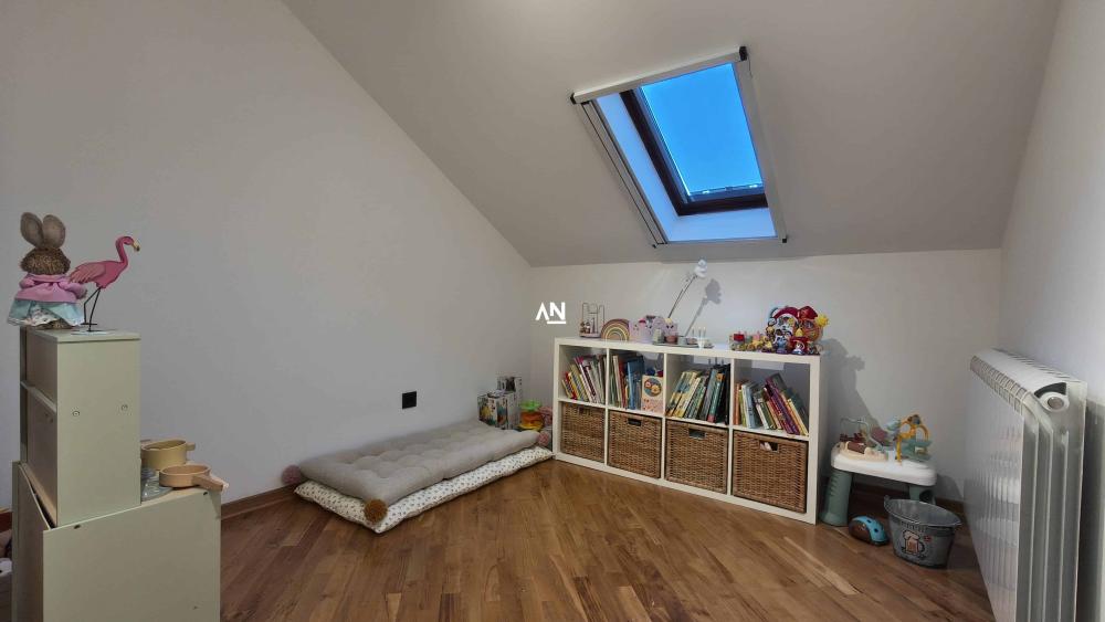 Slika 8 - Sremskih boraca, Četvorosoban stan na prodaju, 77m2, 238.850€