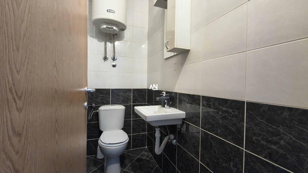 Slika 4 - Stojana Stoleta Aranđelovića, Četvorosoban stan na prodaju, 88m2, 227.900€