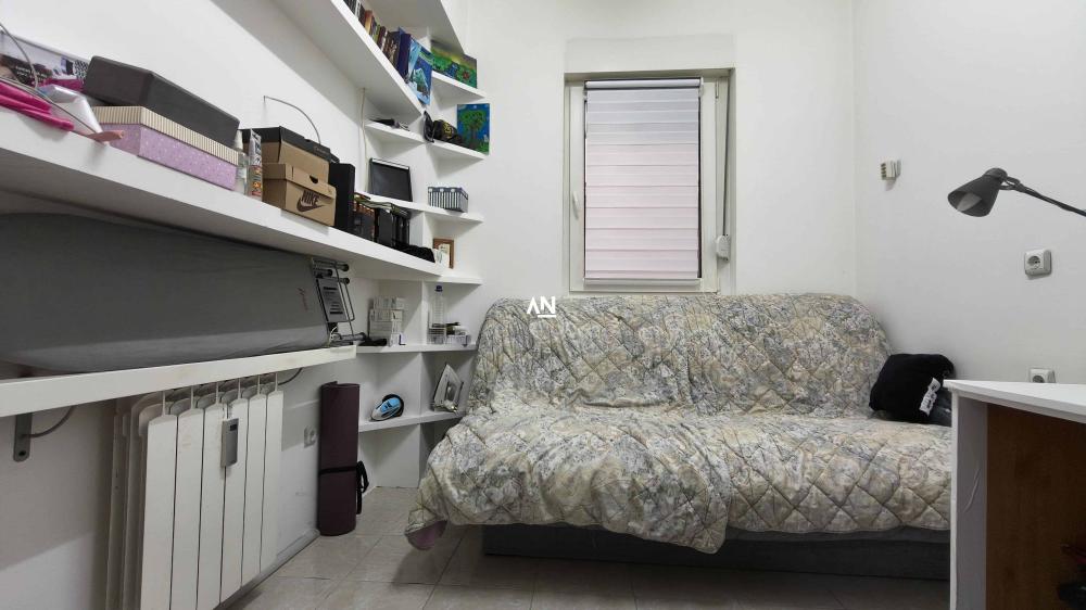 Slika 5 - Stojana Stoleta Aranđelovića, Četvorosoban stan na prodaju, 88m2, 227.900€
