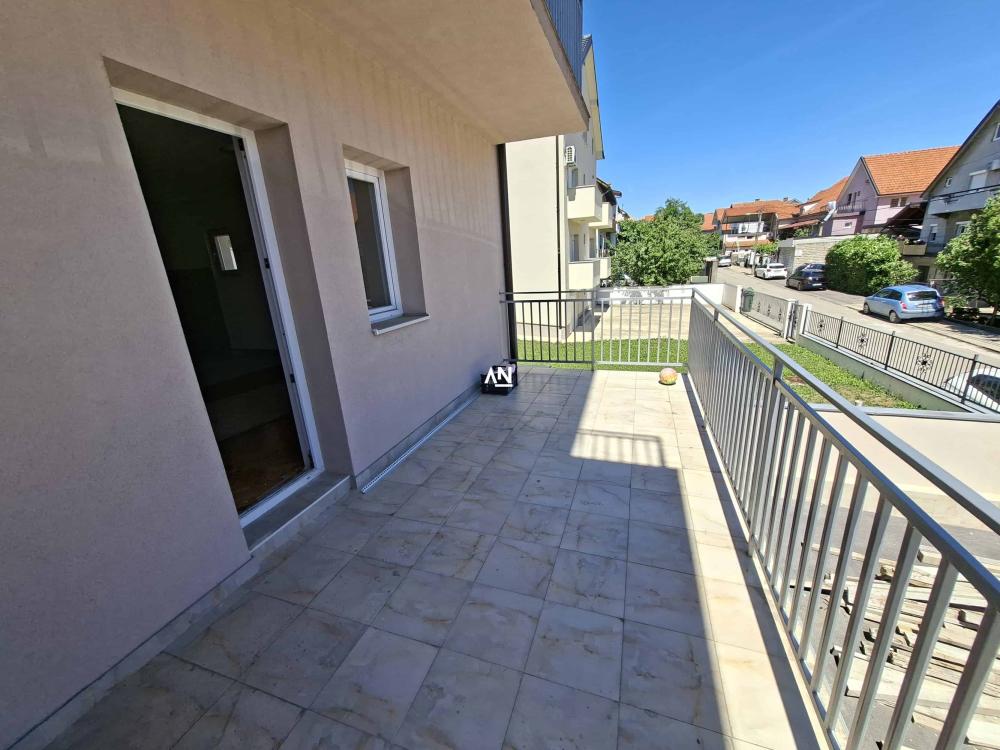 Slika 8 - Kneza Miloša, Trosoban stan na prodaju, 98m2, 189.552€