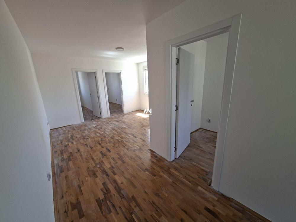 Slika 4 - Kneza Miloša, Trosoban stan na prodaju, 98m2, 189.552€