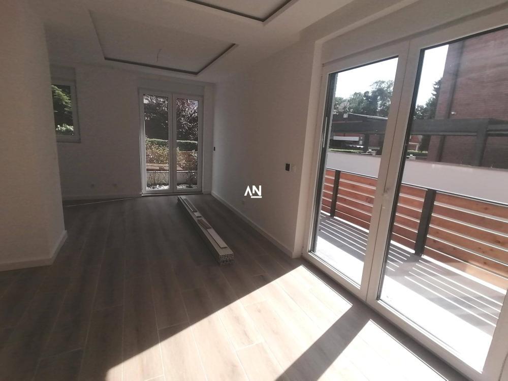 Glavna slika -Sundečićeva, Četvorosoban stan na prodaju, 84m2, 400.000€