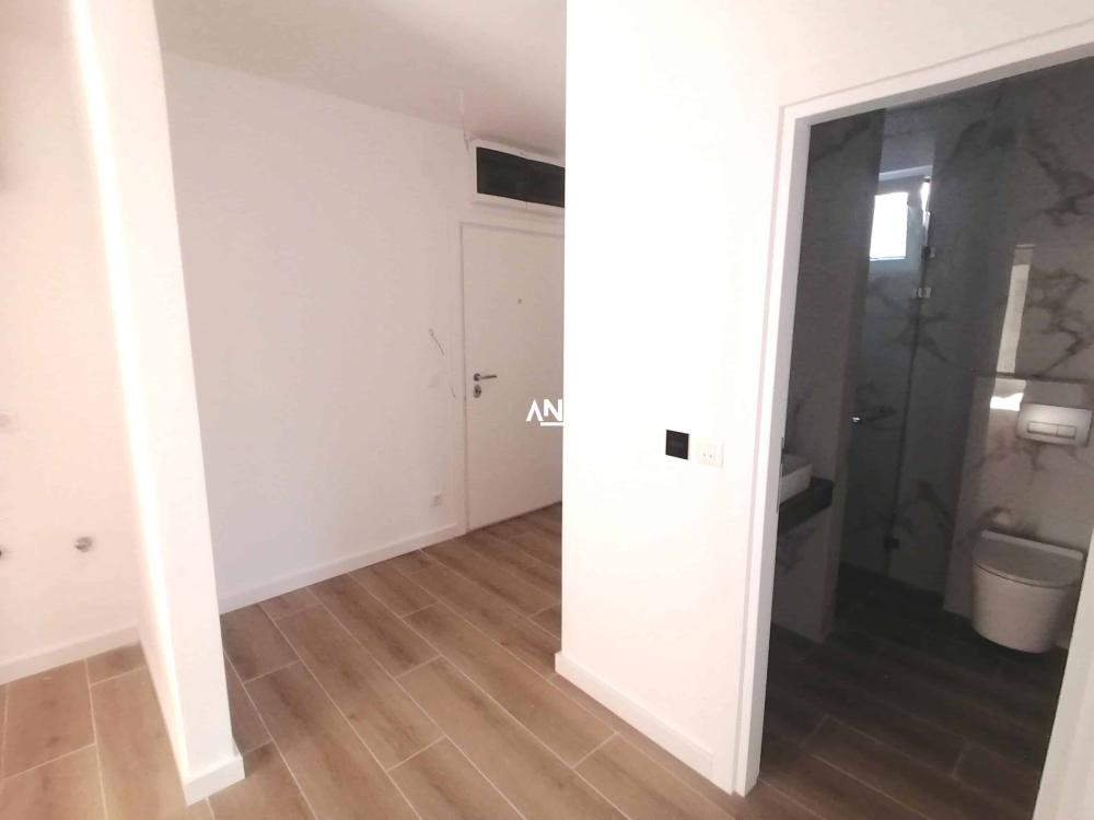 Slika 5 - Sundečićeva, Četvorosoban stan na prodaju, 84m2, 400.000€