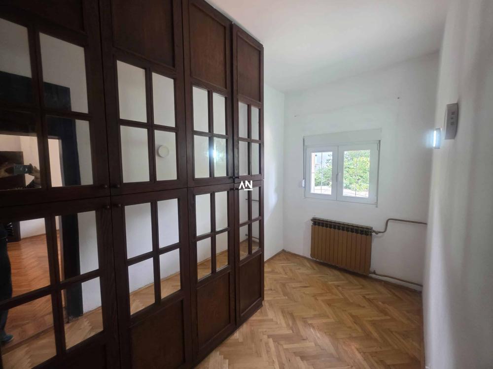 Slika 9 - Milana Rakića, Četvorosoban stan na prodaju, 129m2, 540.000€
