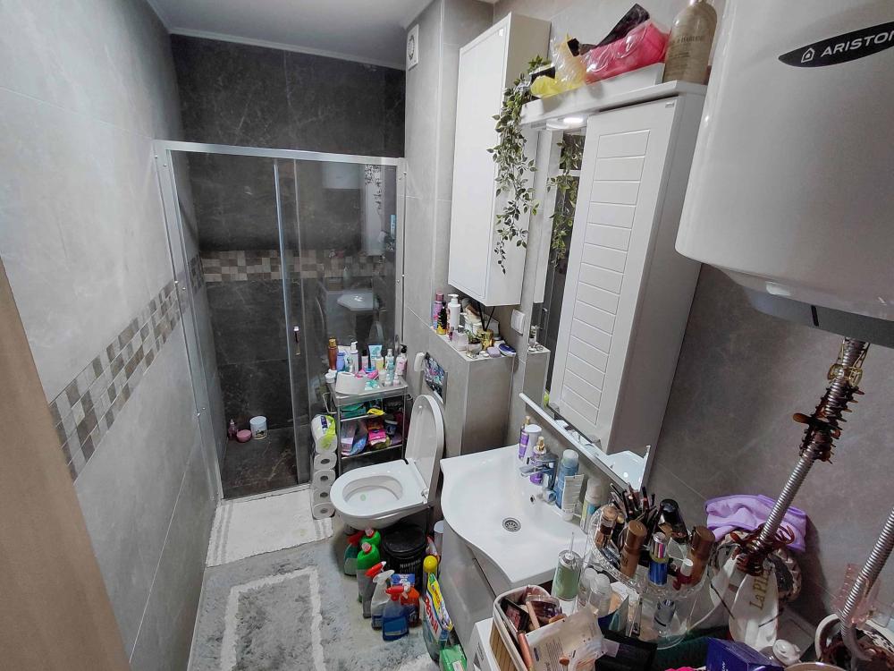Slika 10 - Nine Kirsanove, Trosoban stan na prodaju, 59m2, 165.000€