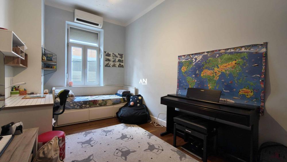 Slika 5 - Vukice Mitrović, Četvorosoban stan na prodaju, 89m2, 349.900€
