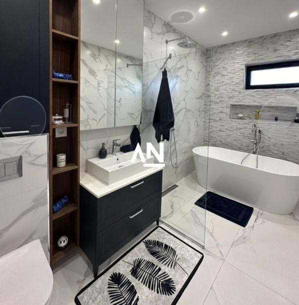 Slika 8 - Smederevska, Kuća na prodaju, 308m2, 800.000€