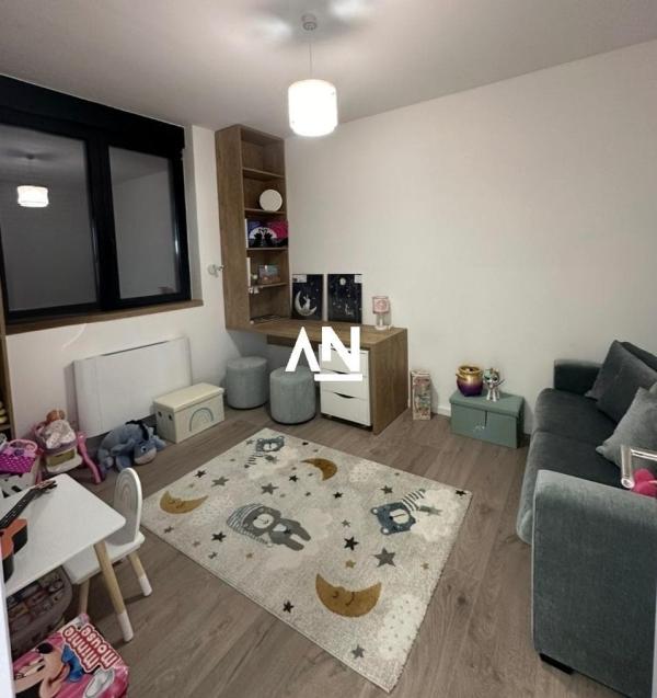 Slika 11 - Smederevska, Kuća na prodaju, 308m2, 800.000€