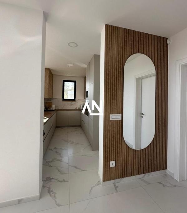 Slika 5 - Smederevska, Kuća na prodaju, 308m2, 800.000€