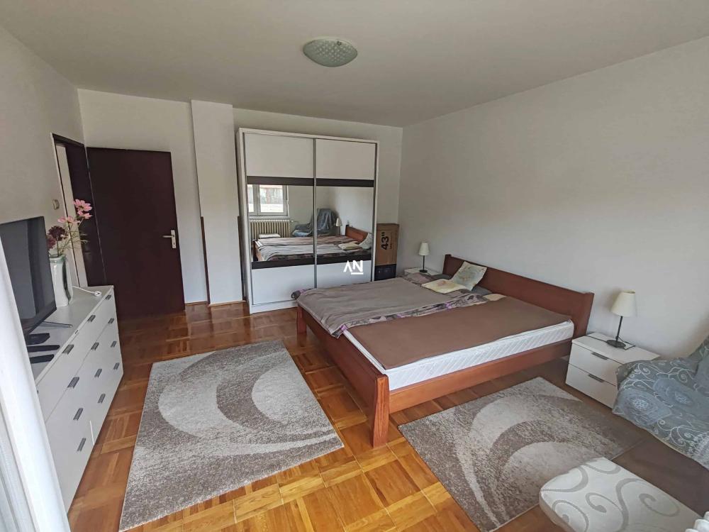 Slika 10 - Svetog Save,  Kuća na prodaju, 180m2, 225.000€