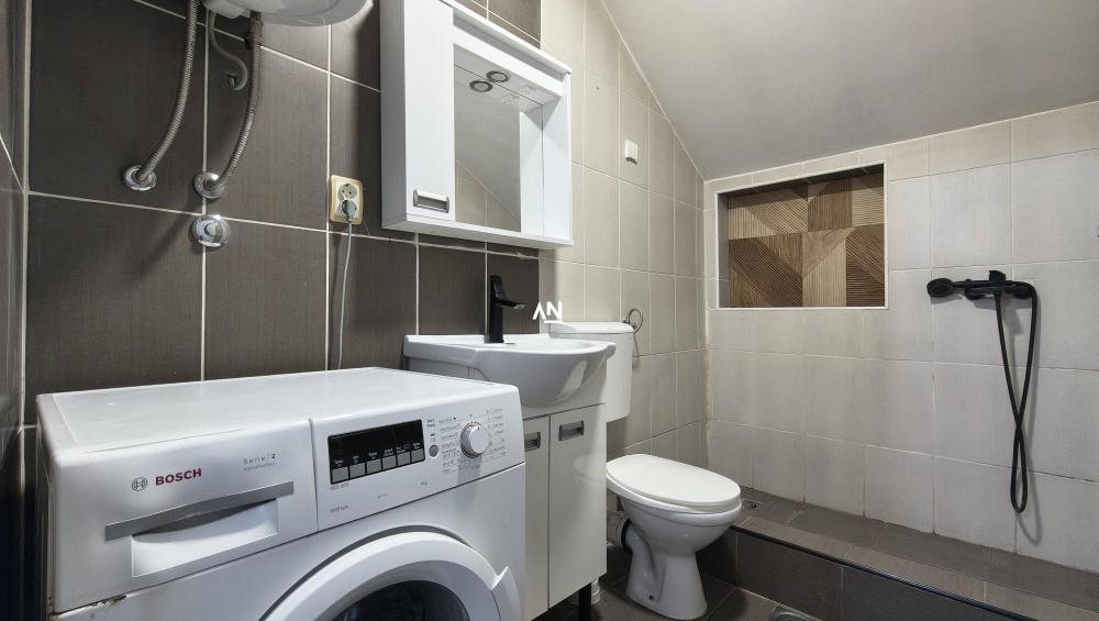 Slika 2 - Svete Milutinovića, Četvorosoban stan na prodaju, 134m2, 304.850€