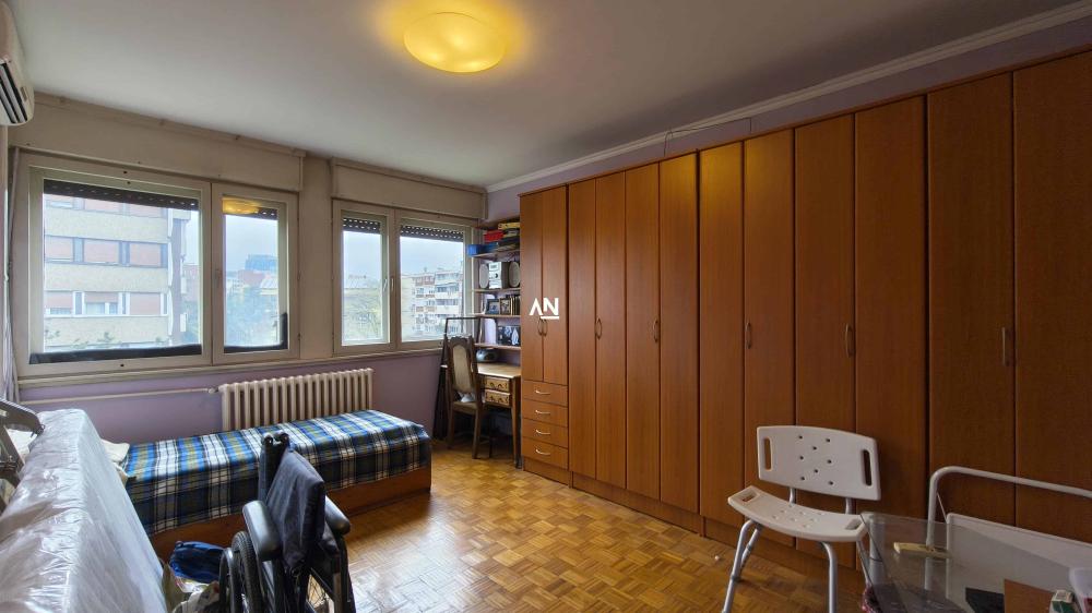 Slika 10 - Aleksinačkih rudara, Trosoban stan na prodaju, 82m2, 350.000€