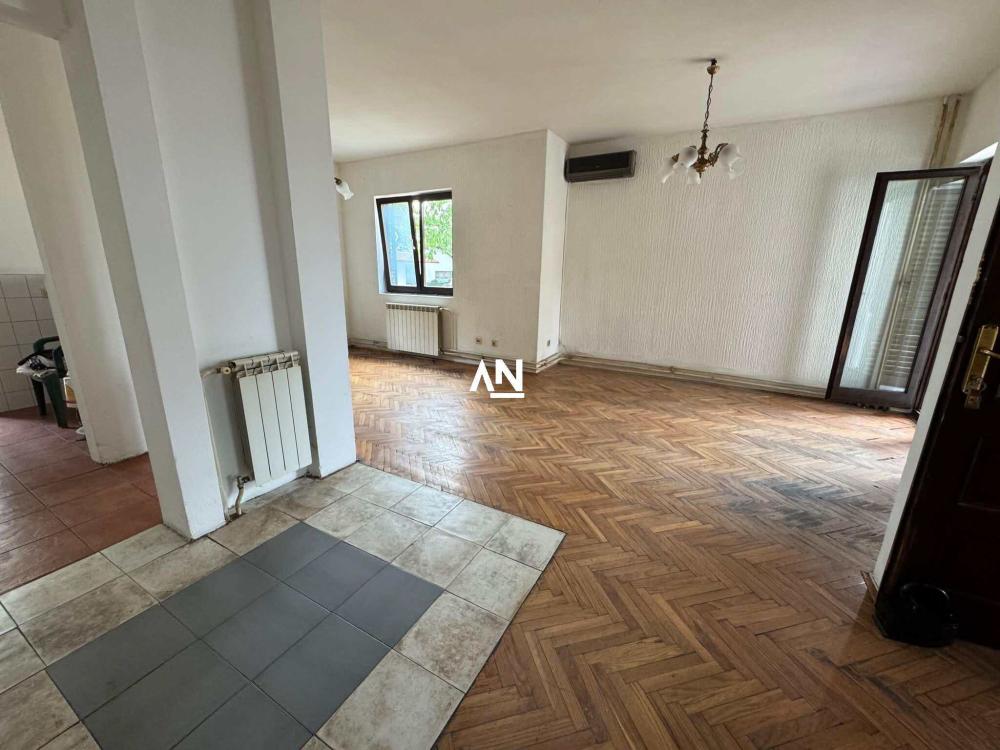 Slika 4 - 13. septembra 1. deo, Kuća na prodaju, 292m2, 300.000€