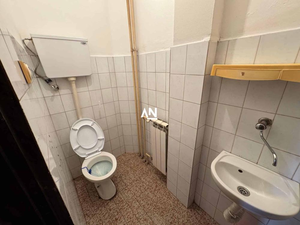 Slika 6 - 13. septembra 1. deo, Kuća na prodaju, 292m2, 300.000€