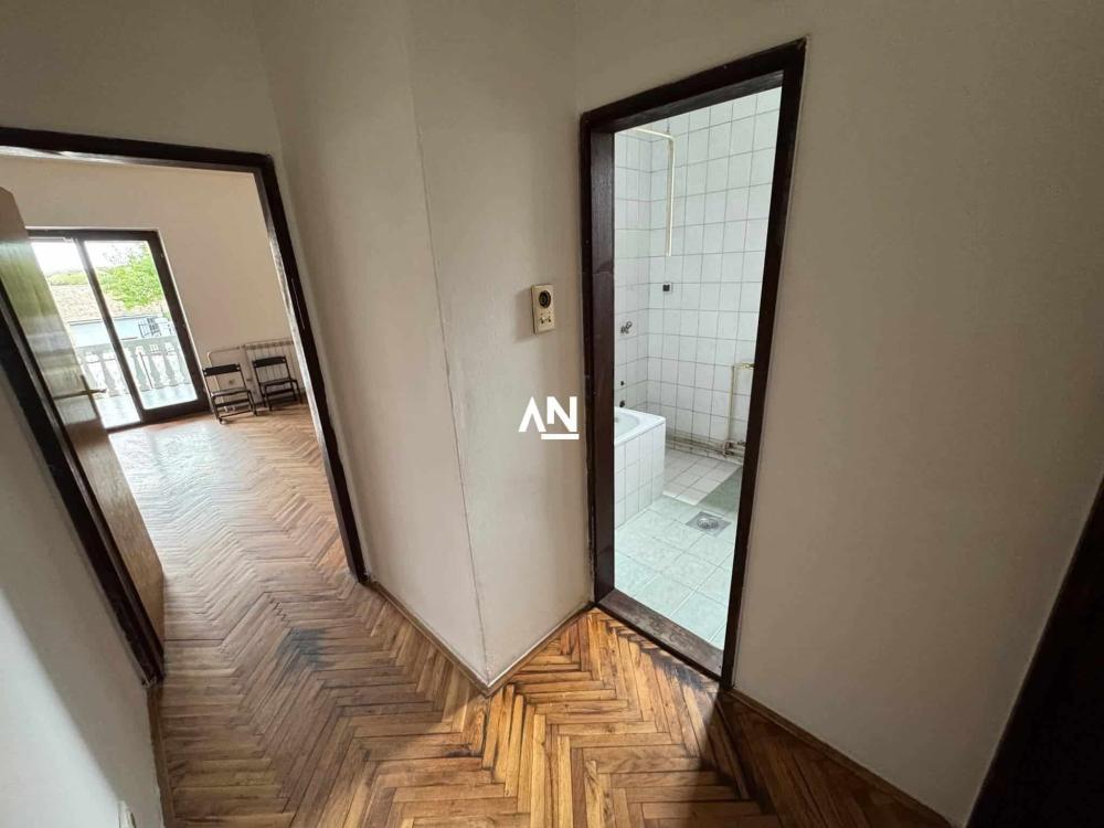 Slika 7 - 13. septembra 1. deo, Kuća na prodaju, 292m2, 300.000€
