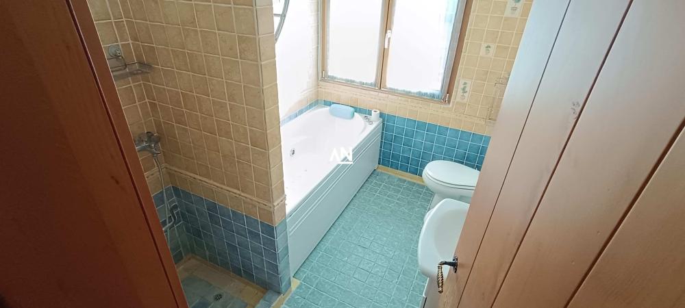 Slika 10 - Milutina Bojića, Trosoban stan na prodaju, 78m2, 315.000€