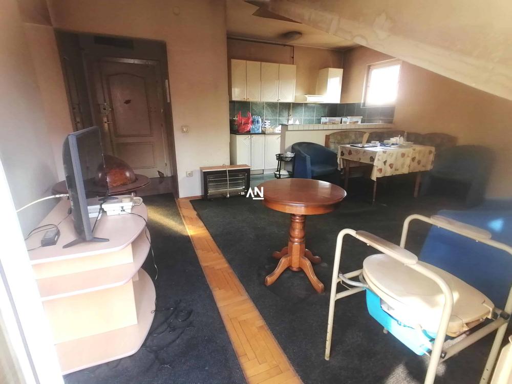 Slika 2 - Dragoslava Srejovića, Dvosoban stan na prodaju, 49m2, 120.000€