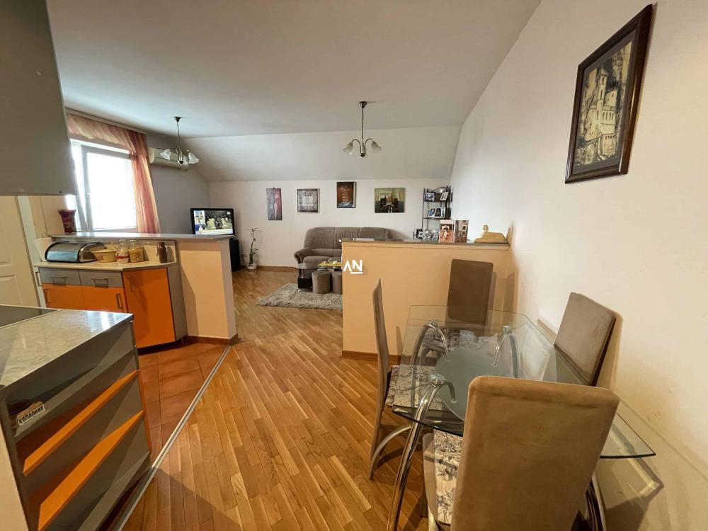 Slika 4 - Dragice Končar, Četvorosoban stan na prodaju, 95m2, 245.000€