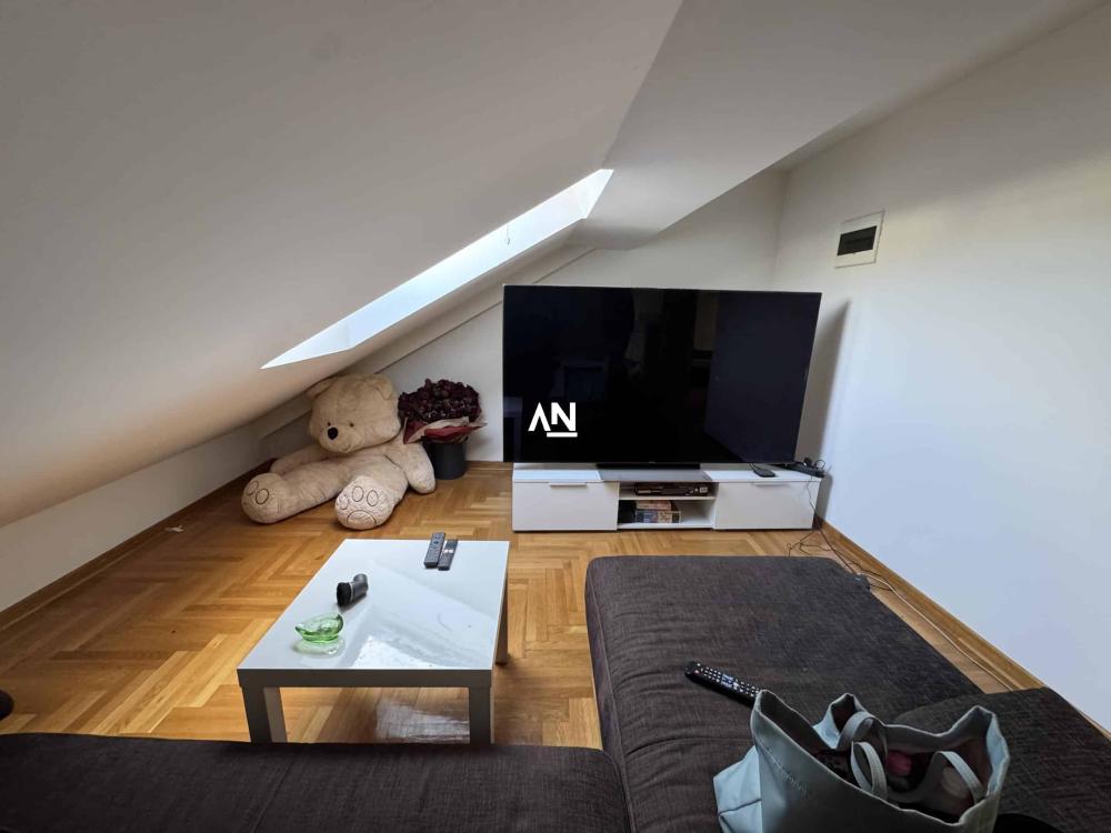 Slika 7 - Veljka Milićevića, Petosoban stan na prodaju, 110m2, 338.000€