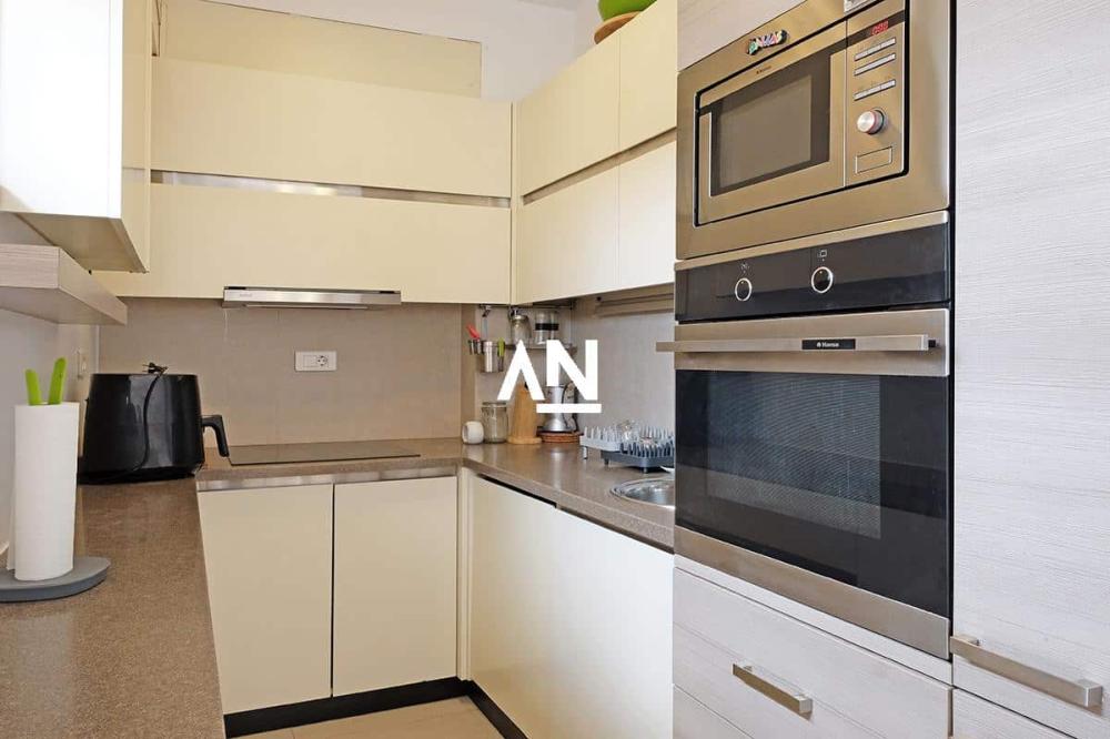 Slika 3 - Hadži Melentijeva, Četvorosoban stan na prodaju, 130m2, 685.000€
