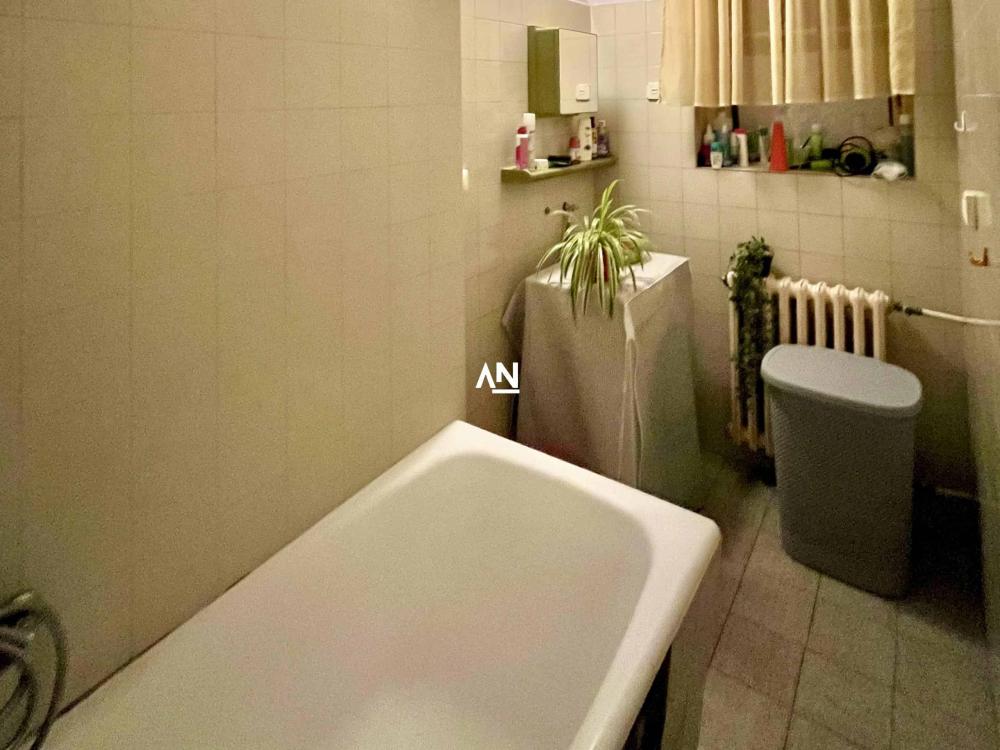 Slika 9 - Trg mladenaca, Četvorosoban stan na prodaju, 159m2, 370.000€
