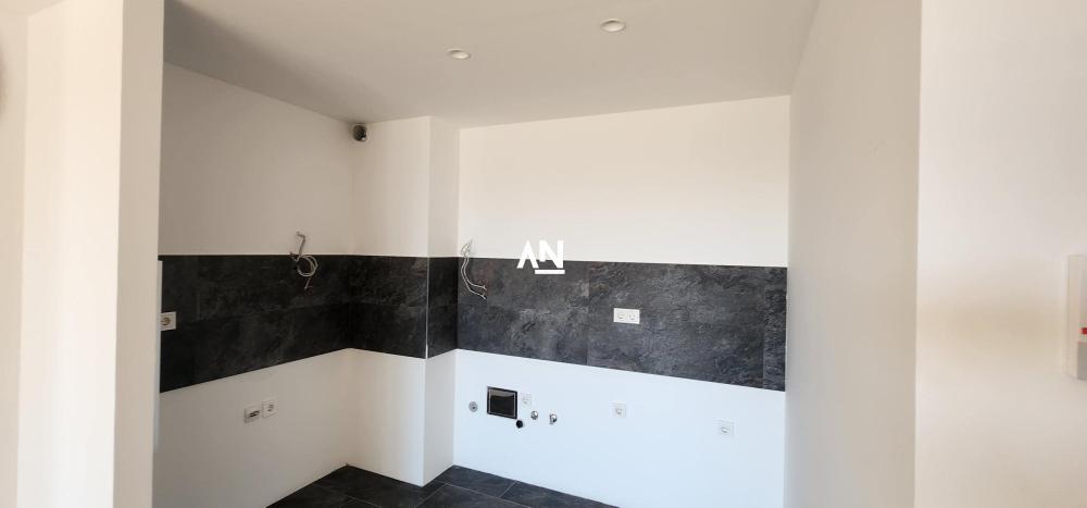 Slika 7 - Jurija Gagarina, Trosoban stan na prodaju, 76m2, 350.000€