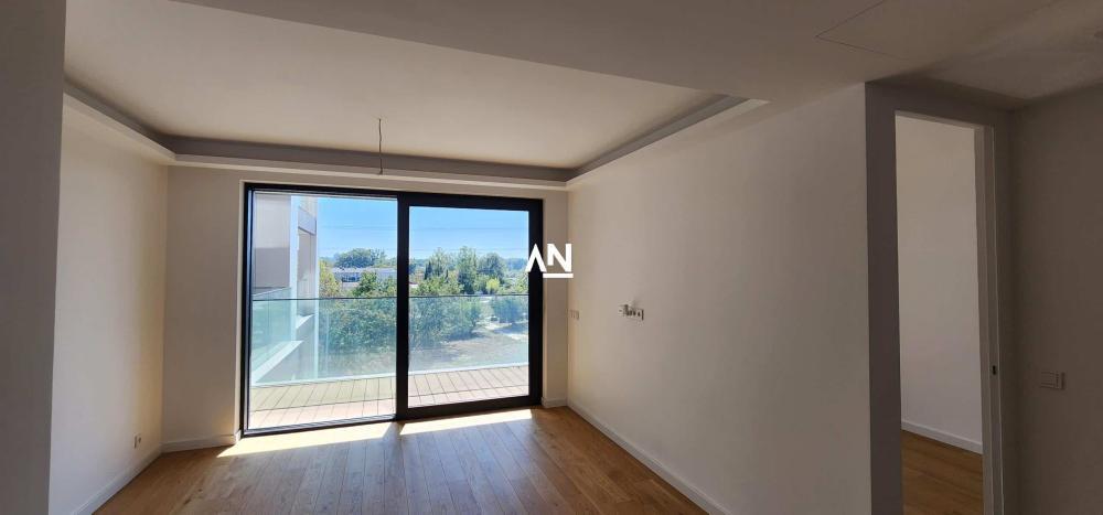 Glavna slika -Jurija Gagarina, Trosoban stan na prodaju, 76m2, 350.000€