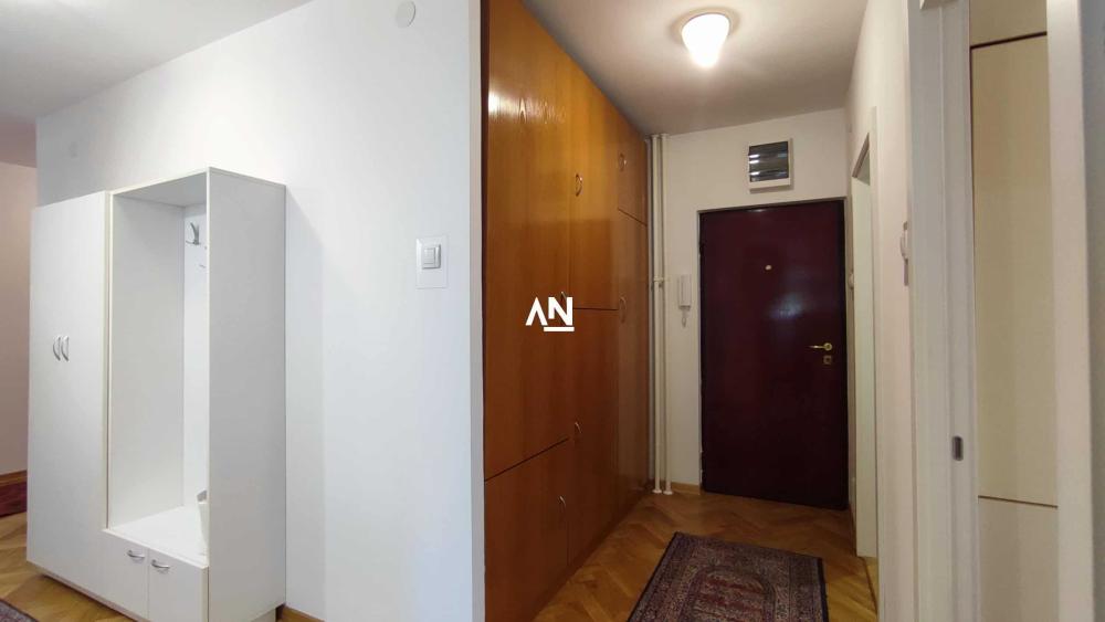 Slika 1 - Vojislava Ilića, Četvorosoban stan na prodaju, 107m2, 379.800€