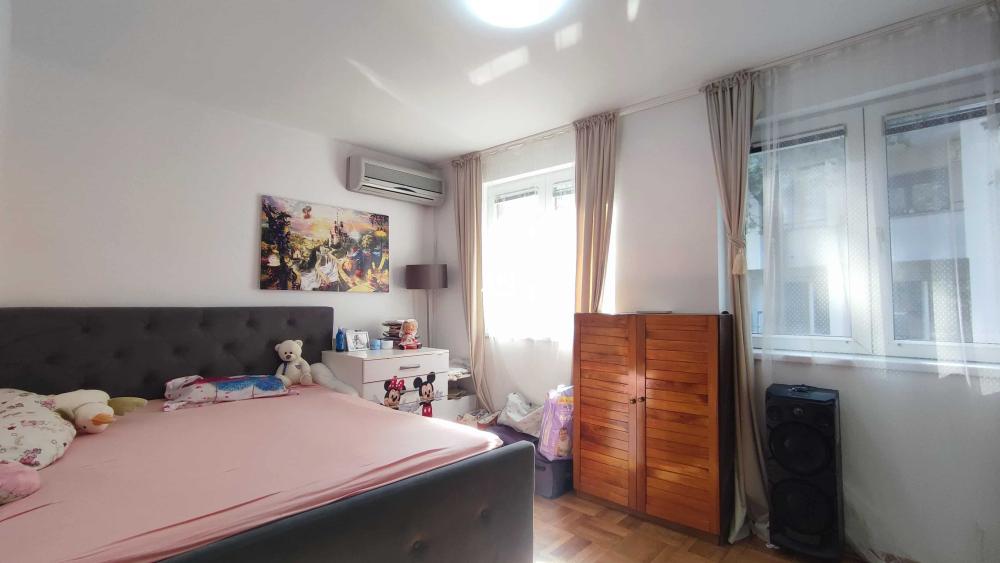 Slika 3 - Murmanska, Trosoban stan na prodaju, 63m2, 188.937€