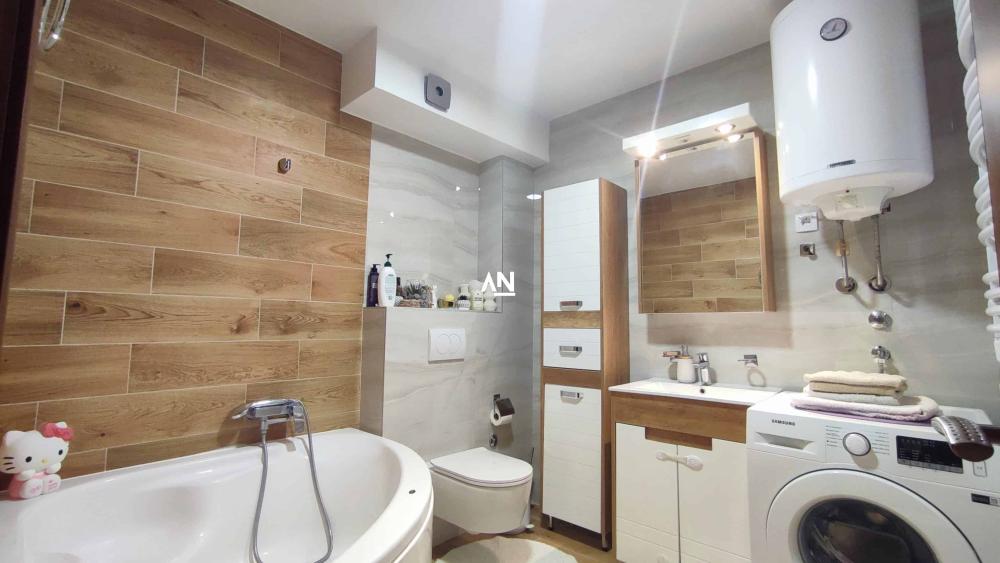 Slika 6 - Murmanska, Trosoban stan na prodaju, 63m2, 188.937€