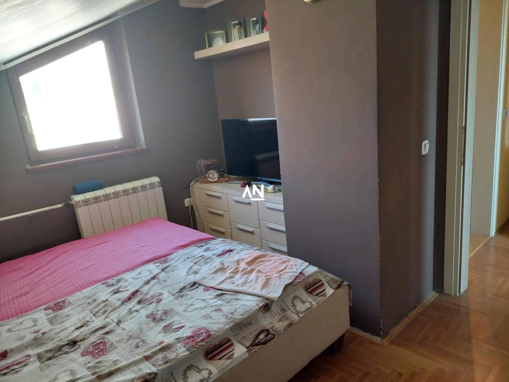 Slika 6 - Samjuela Beketa, Trosoban stan na prodaju, 76m2, 190.000€