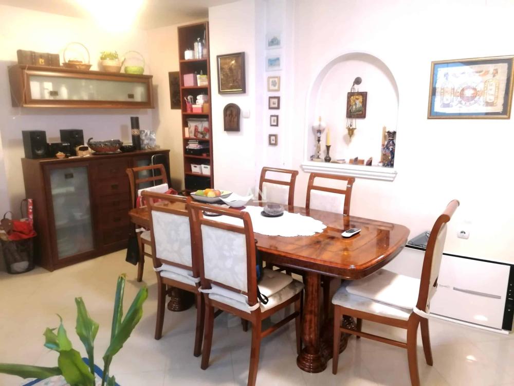 Slika 2 - Makedonska, Petosoban stan na prodaju, 96m2, 450.000€
