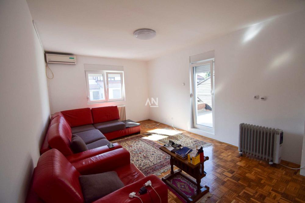 Slika 2 - Dr Teodora Borockog,  Kuća na prodaju, 143m2, 560.000€