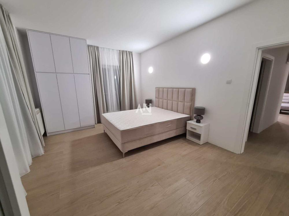 Slika 4 - Velisava Vulovića, Četvorosoban stan na prodaju, 145m2, 710.000€
