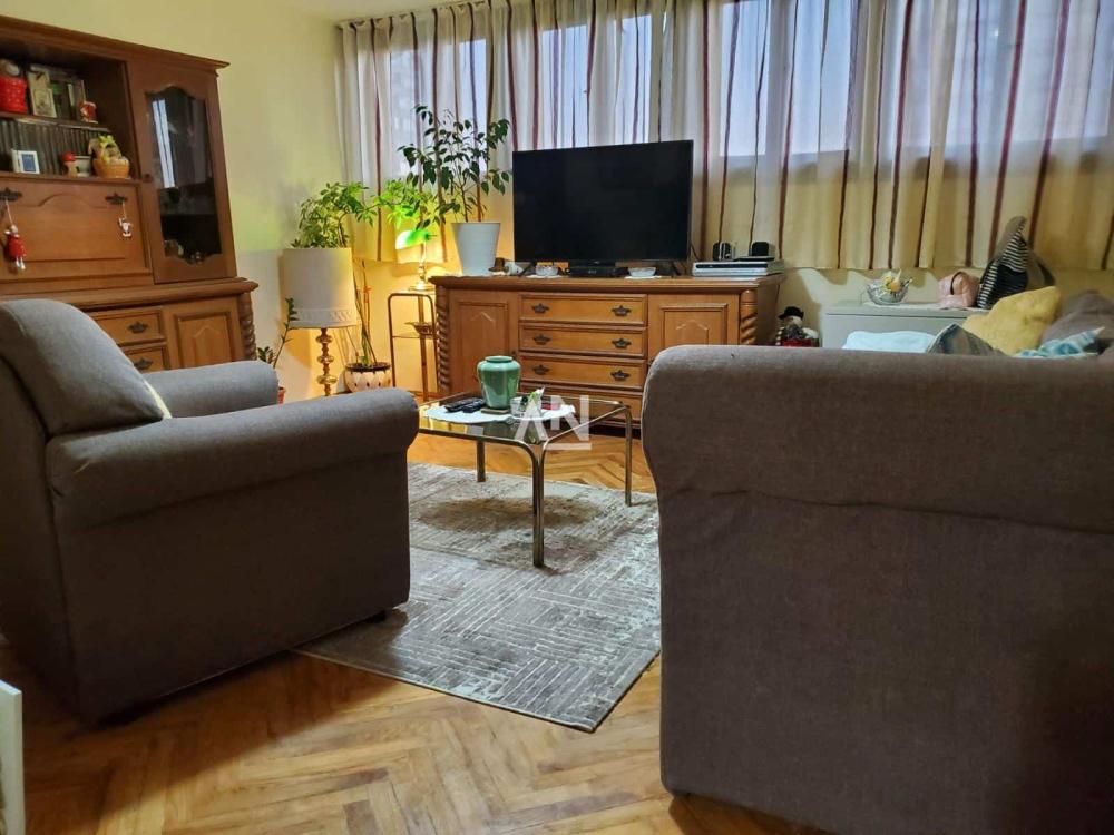 Slika 1 - Bulevar kralja Aleksandra, Trosoban stan na prodaju, 72m2, 187.000€