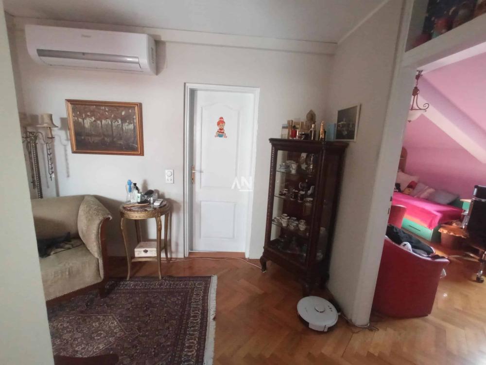 Slika 7 - Mladenovačka, Petosoban stan na prodaju, 140m2, 397.000€