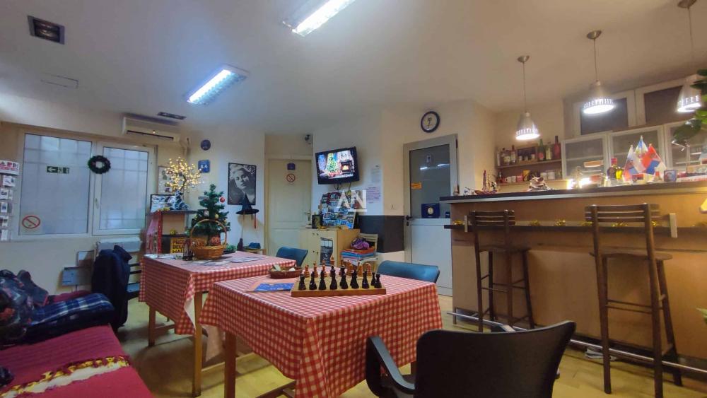 Slika 2 - Karađorđeva, Šestosoban stan na prodaju, 105m2, 349.800€
