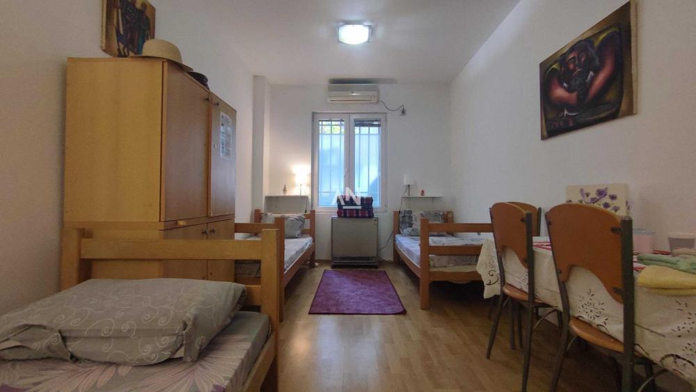 Slika 4 - Karađorđeva, Šestosoban stan na prodaju, 105m2, 349.800€