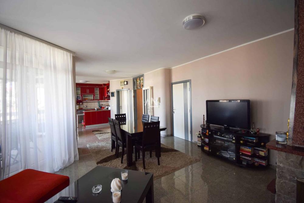 Slika 6 - Miljakovačke livade,  Kuća na prodaju, 222m2, 630.000€