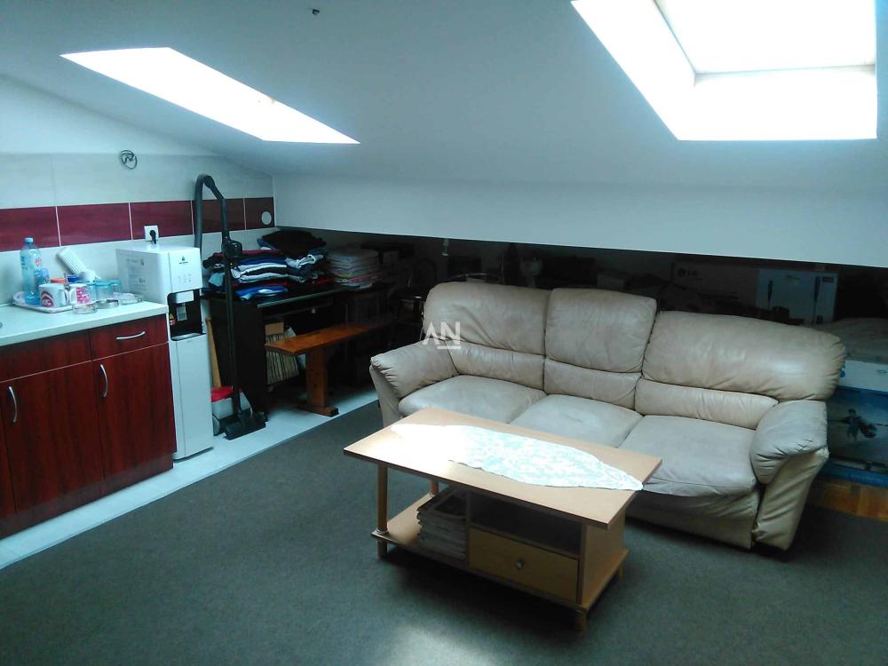 Slika 3 - Vojvode Tankosića,  Kuća na prodaju, 132m2, 900.000€