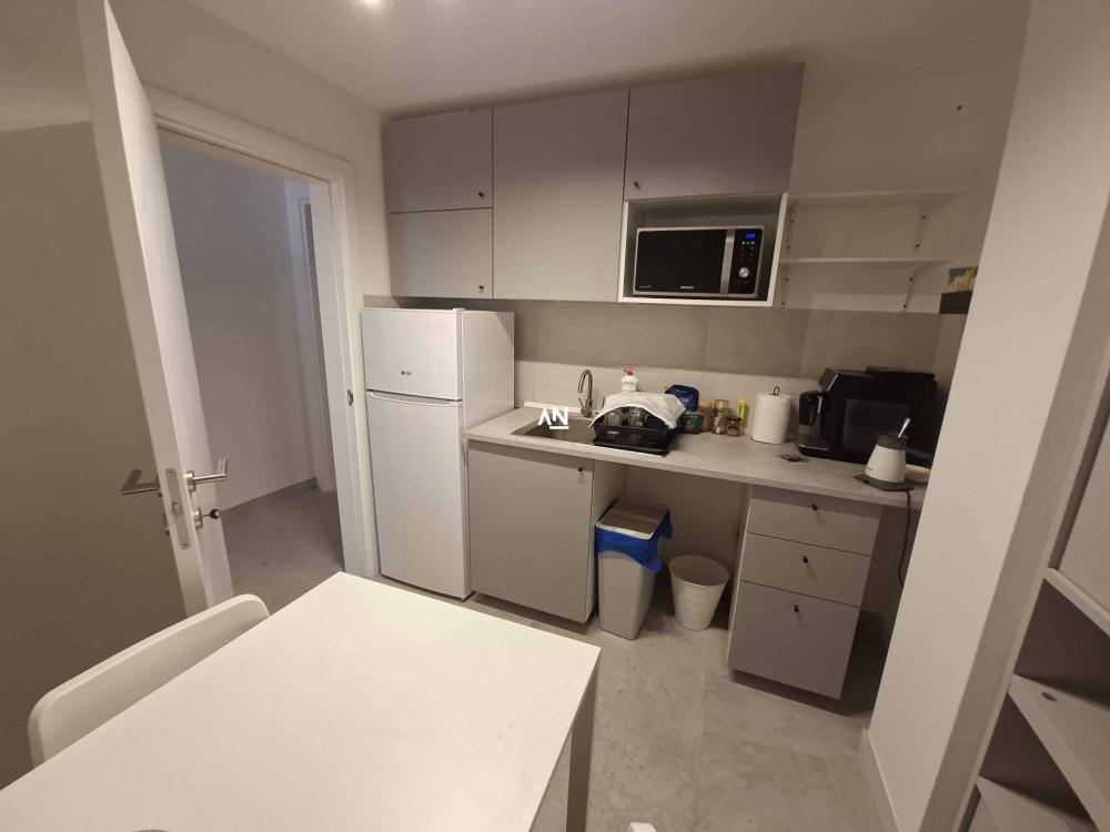 Slika 9 - Kneza Stracimira,  Lokal za izdavanje, 200m2, 5.000€