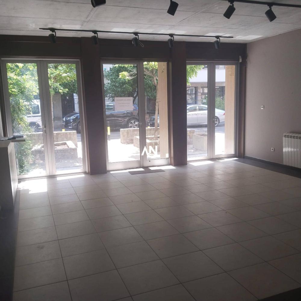 Slika 7 - Novopazarska,  Lokal za izdavanje, 140m2, 2.000€
