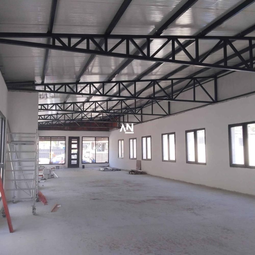 Slika 4 - Bulevar kralja Aleksandra,  Lokal za izdavanje, 500m2, 5.000€