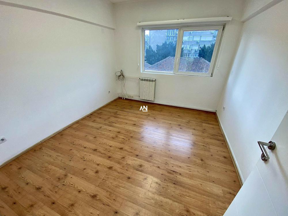 Slika 5 - Tabanovačka,  Lokal za izdavanje, 150m2, 2.400€