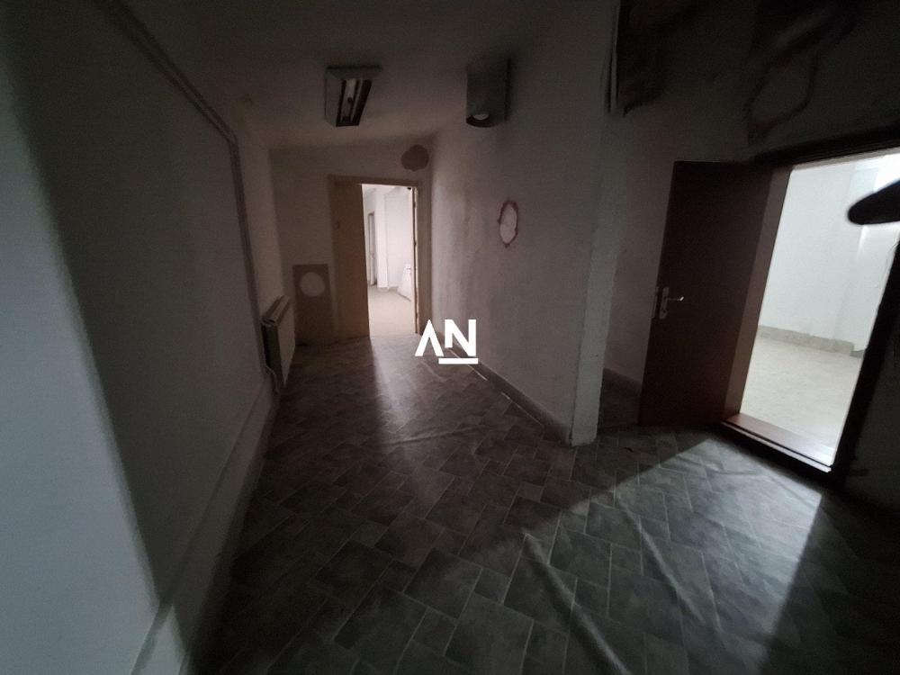 Slika 7 - Milana Rakića,  Lokal za izdavanje, 350m2, 2.800€