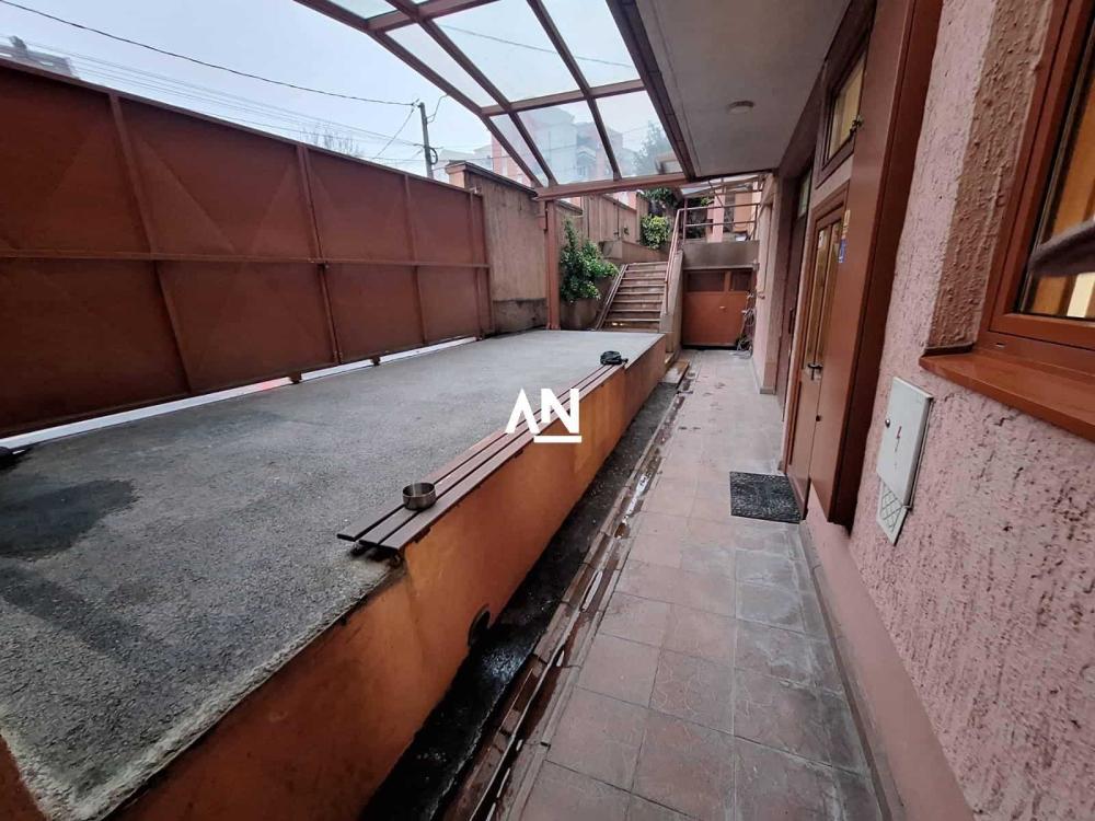 Slika 5 - Milana Rakića,  Lokal za izdavanje, 350m2, 2.800€