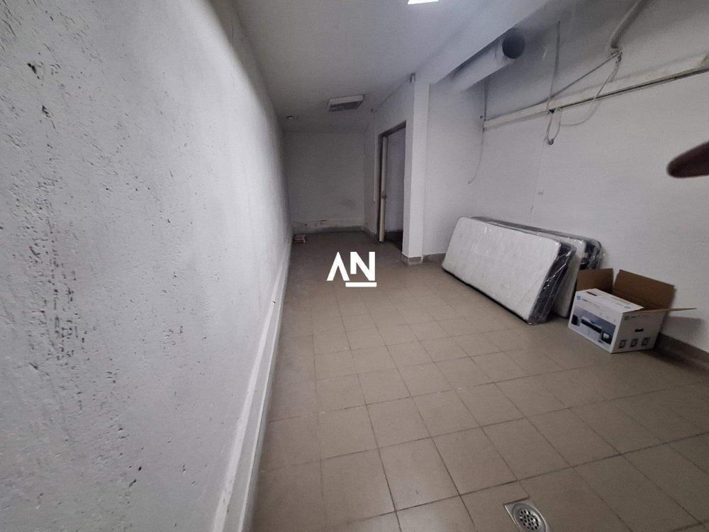 Slika 4 - Milana Rakića,  Lokal za izdavanje, 350m2, 2.800€
