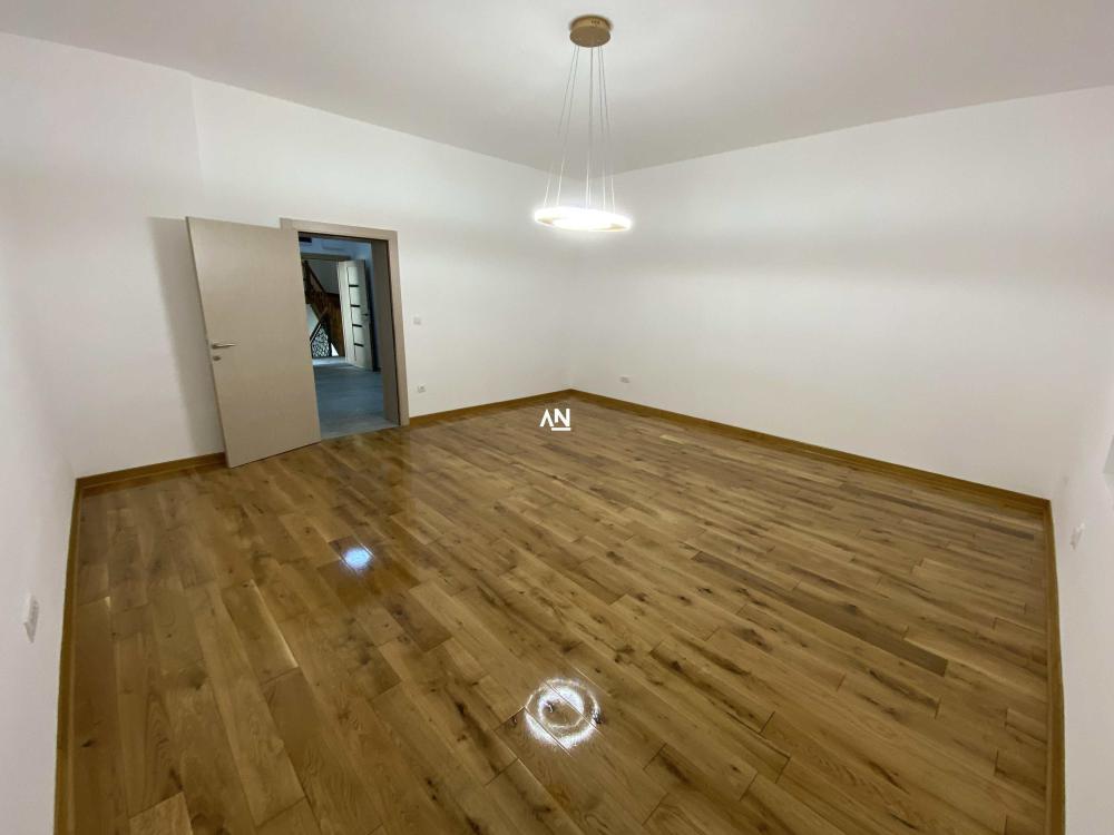 Slika 10 - Kralja Milutina,  Lokal za izdavanje, 650m2, 9.750€